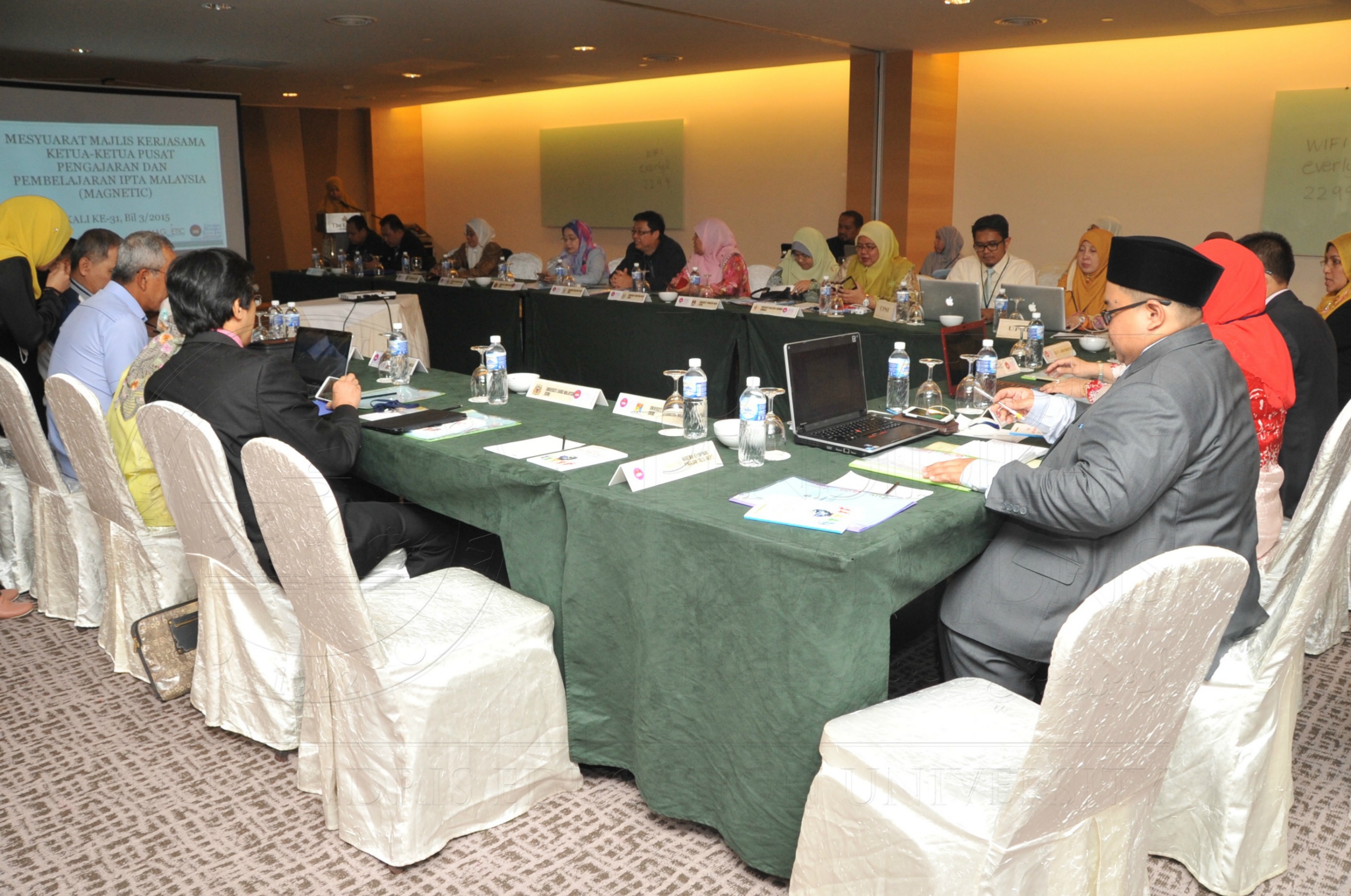 PRO15 160 MEGNATIC HAS 9688